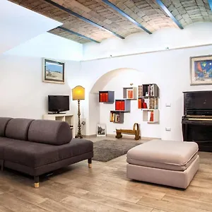  Apartment Orange Tree House Italy
