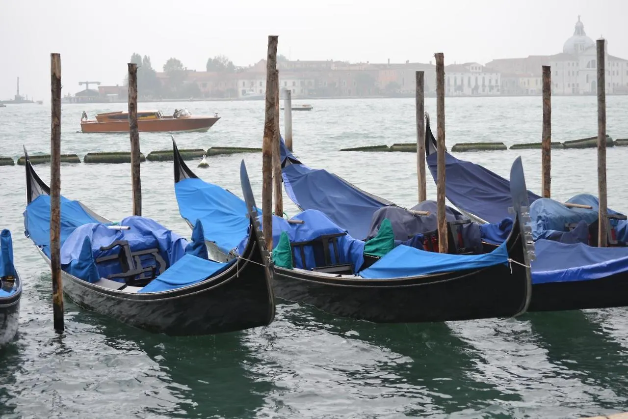 Casetta Venice Apartment